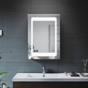 RRP £216.90 ELEGANT 500 x 700mm Anti-Fog Illuminated LED Bathroom
