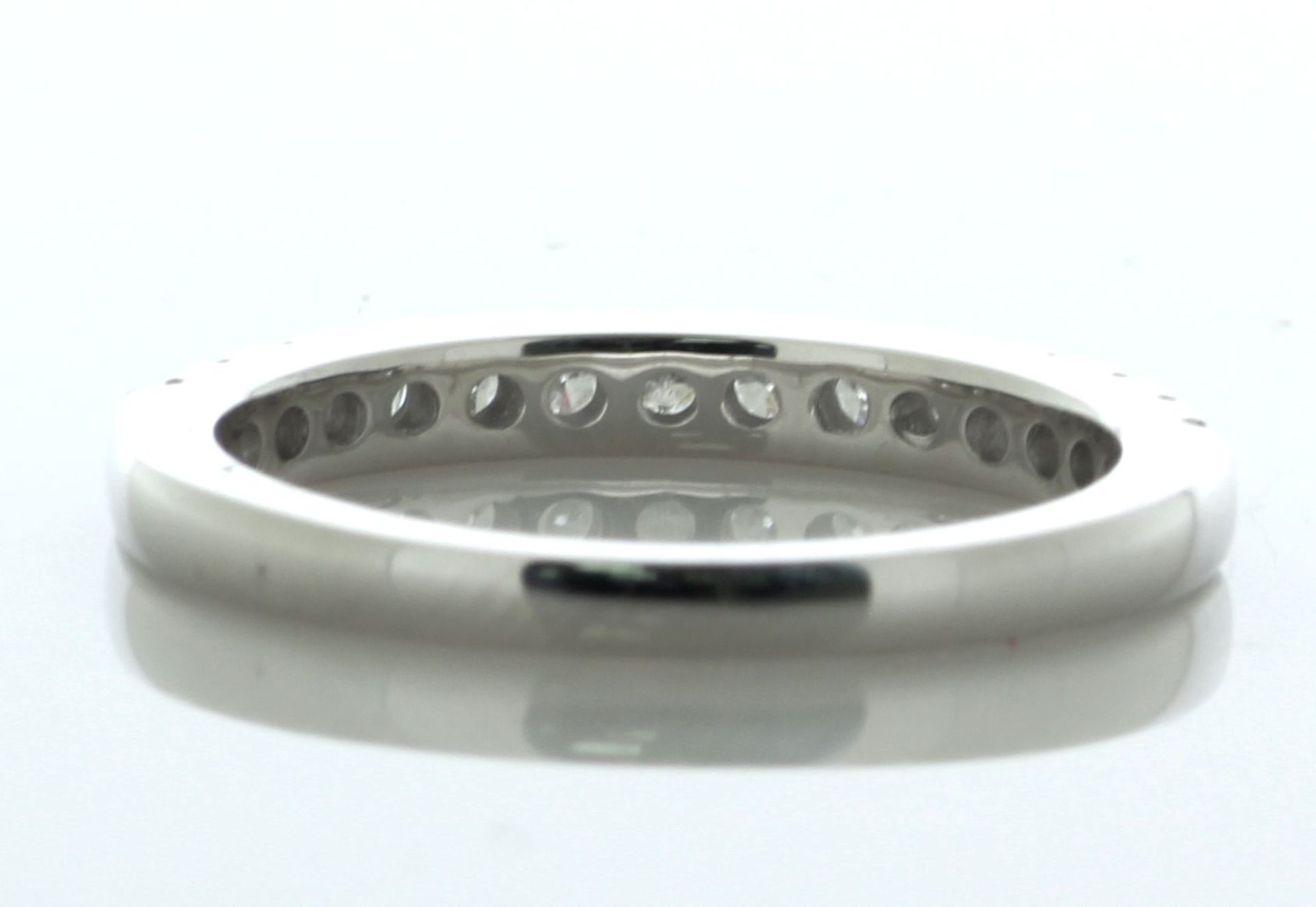 14ct White Gold 2.5mm Semi Eternity Diamond Ring 0.50 Carats - Valued By AGI £2,920.00 - Fourteen - Image 4 of 5