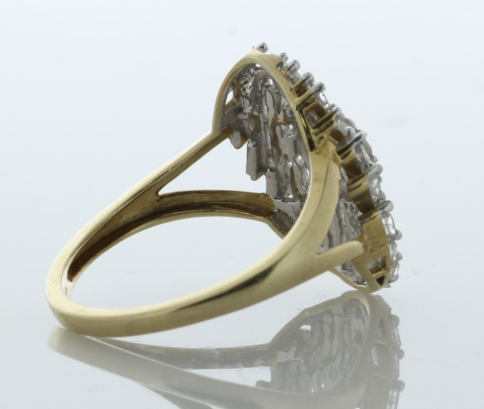 18ct Yellow Gold Oval Cluster Cocktail Diamond Ring 1.00 Carats - Valued By AGI £2,425.00 - A - Image 3 of 5