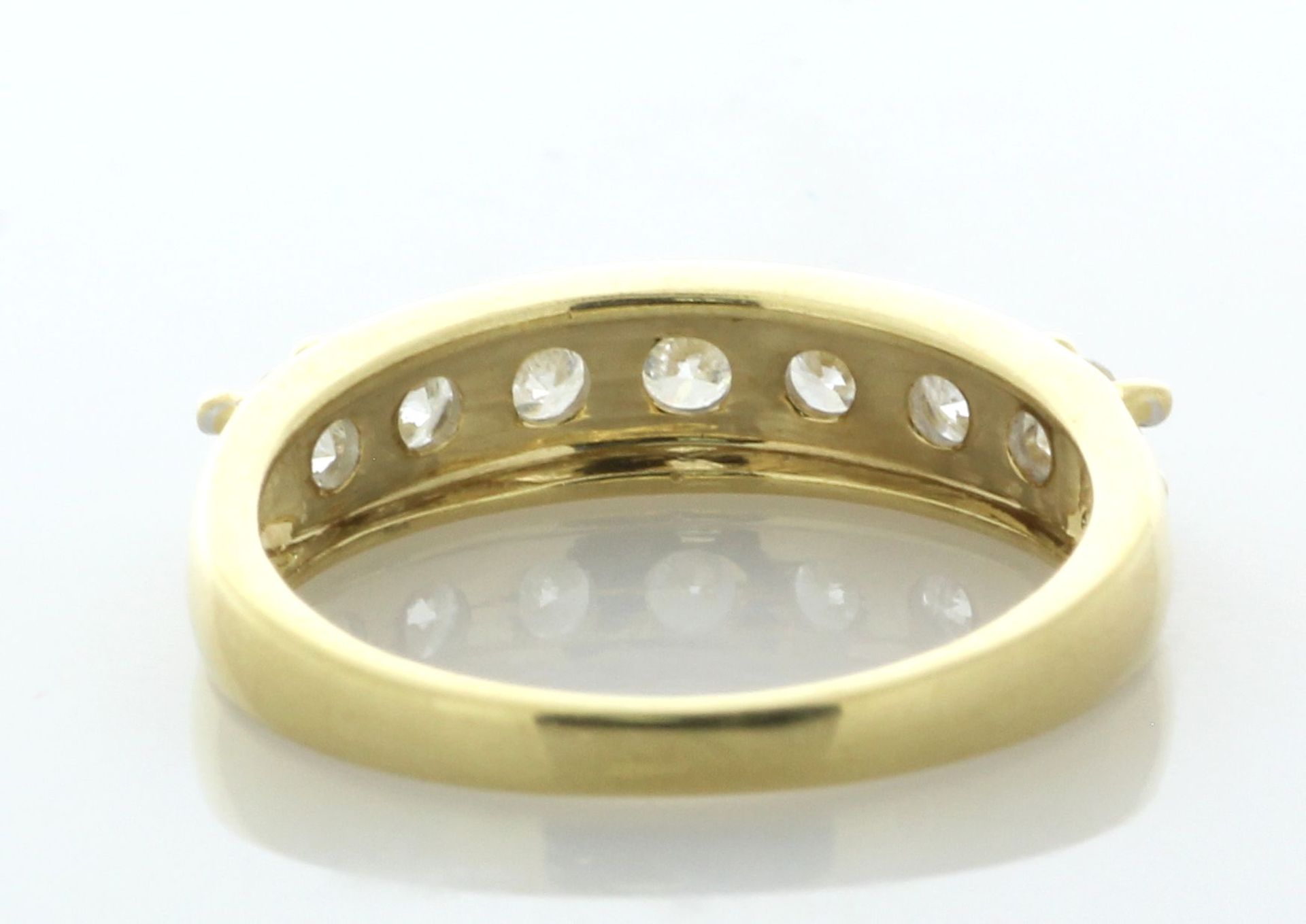 18ct Yellow Gold Claw Set Semi Eternity Diamond Ring 1.00 Carats - Valued By AGI £2,530.00 - A - Image 4 of 5