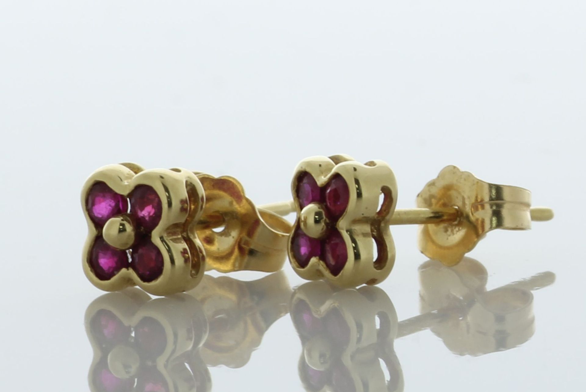 18ct Yellow Gold Flower Cluster Ruby Stud Earring - Valued By AGI £605.00 - Four round brilliant cut - Image 2 of 4