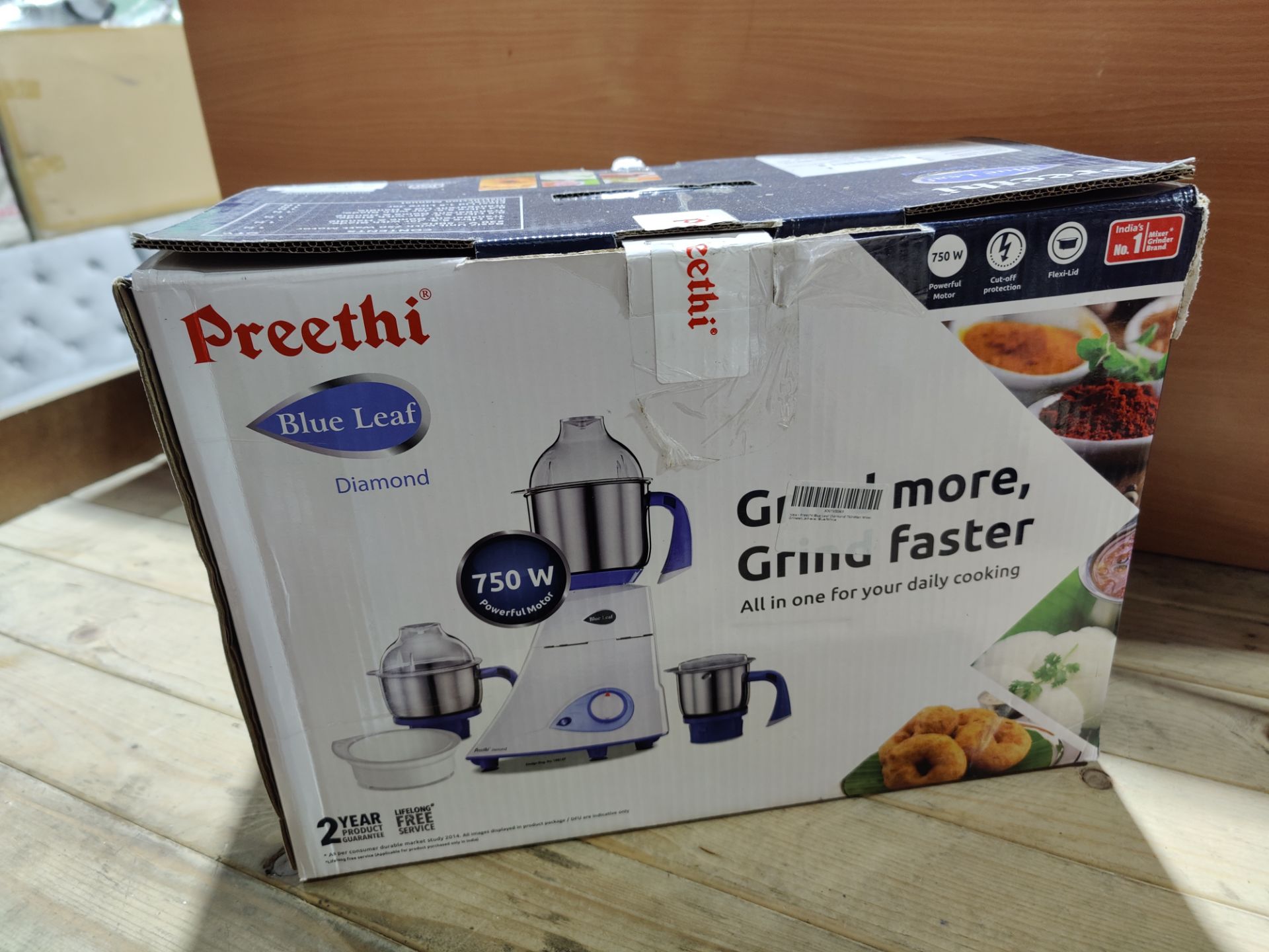 RRP £150.70 Preethi Blue Leaf Diamond 750-Watt Mixer Grinder, 3-Piece, Blue/White - Image 2 of 2