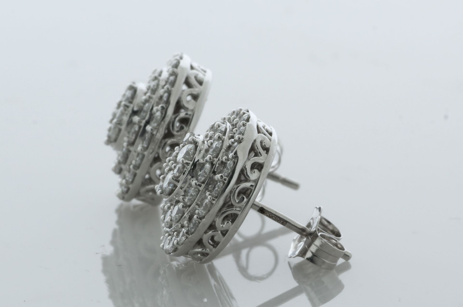 14ct white Gold Round Cluster Diamond Earring 1.40 Carats - Valued By IDI £9,000.00 - Forty two - Image 2 of 4