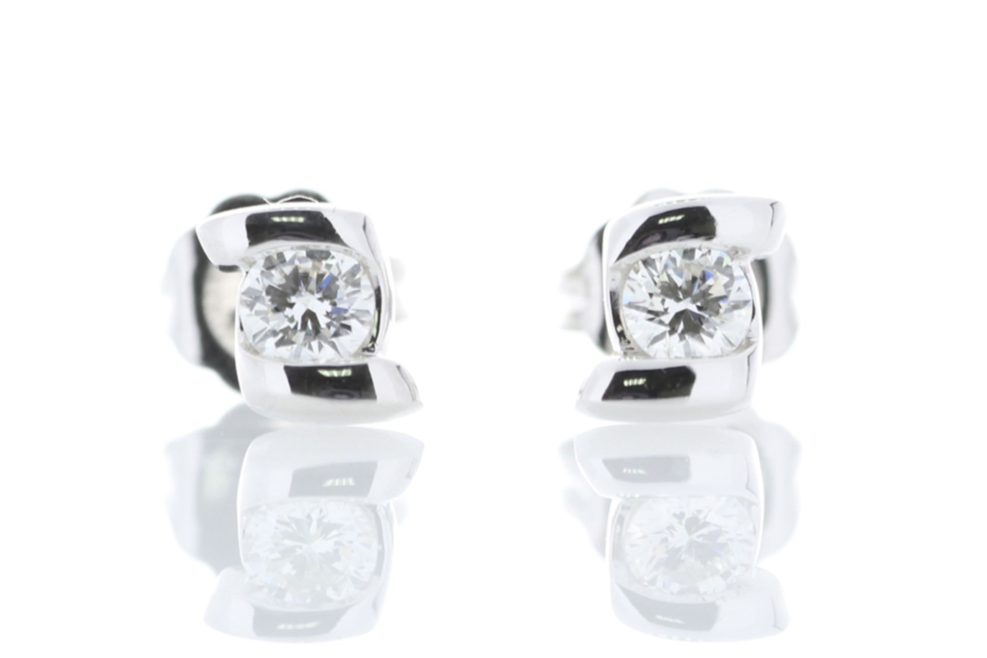 18ct White Gold Bar Set Diamond Earring 0.25 Carats - Valued By GIE £6,595.00 - A beautiful round