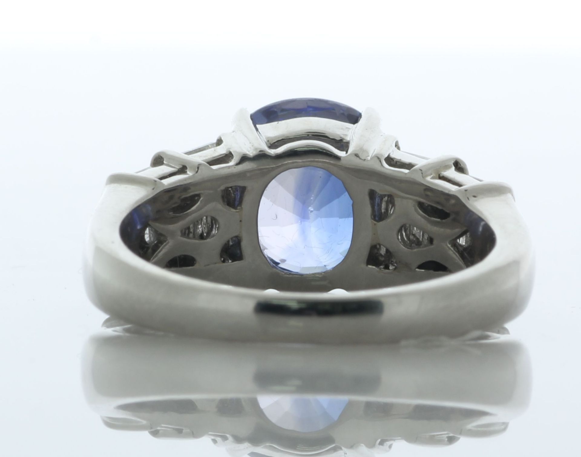 Platinum Oval GIA Sapphire And Diamond Ring (S3.28) 0.76 Carats - Valued By IDI £31,100.00 - A - Image 4 of 5