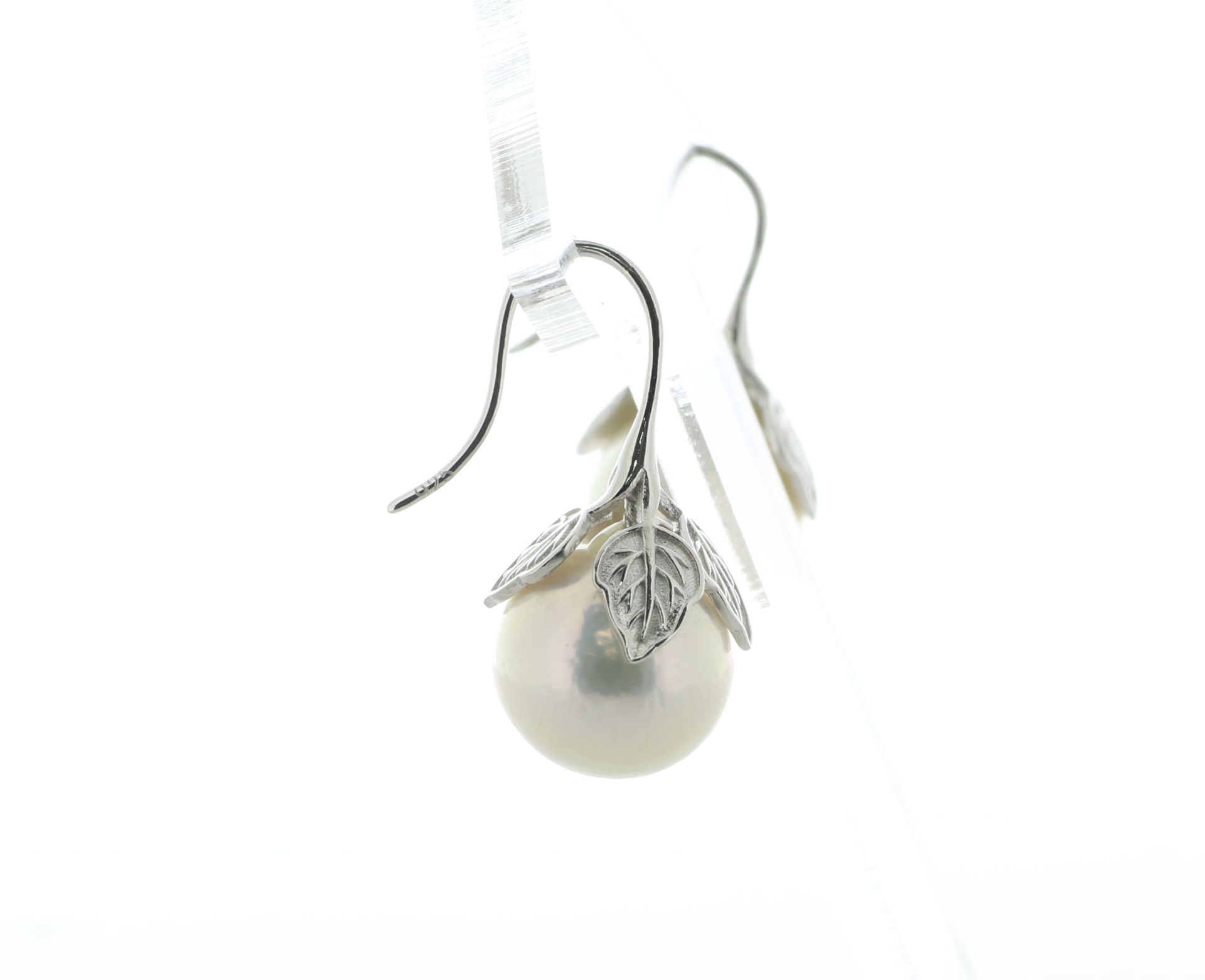 12.0mm Round Ming Pearl Drop Silver Earrings - Valued By AGI £355.00 - 12.0mm round ming pearl - Image 3 of 4