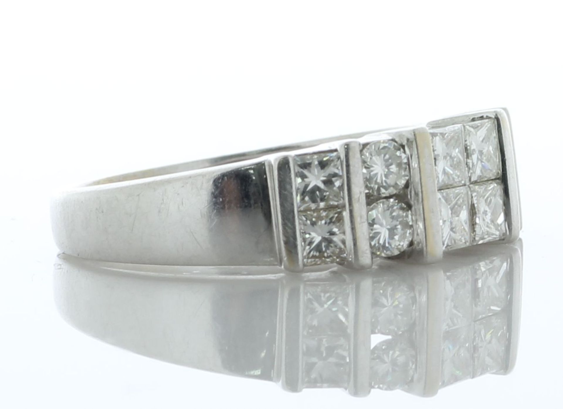 18ct White Gold Diamond Ring 1.10 Carats - Valued By AGI £3,510.00 - Four princess cut diamonds - Image 2 of 6