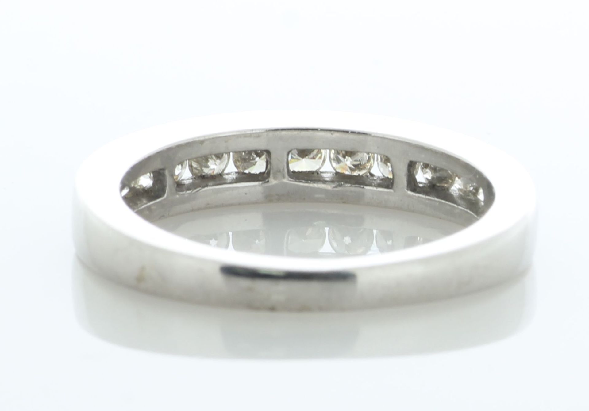 9ct White Gold Half Eternity Diamond Ring 0.50 Carats - Valued By AGI £2,950.00 - Twelve round - Image 4 of 5