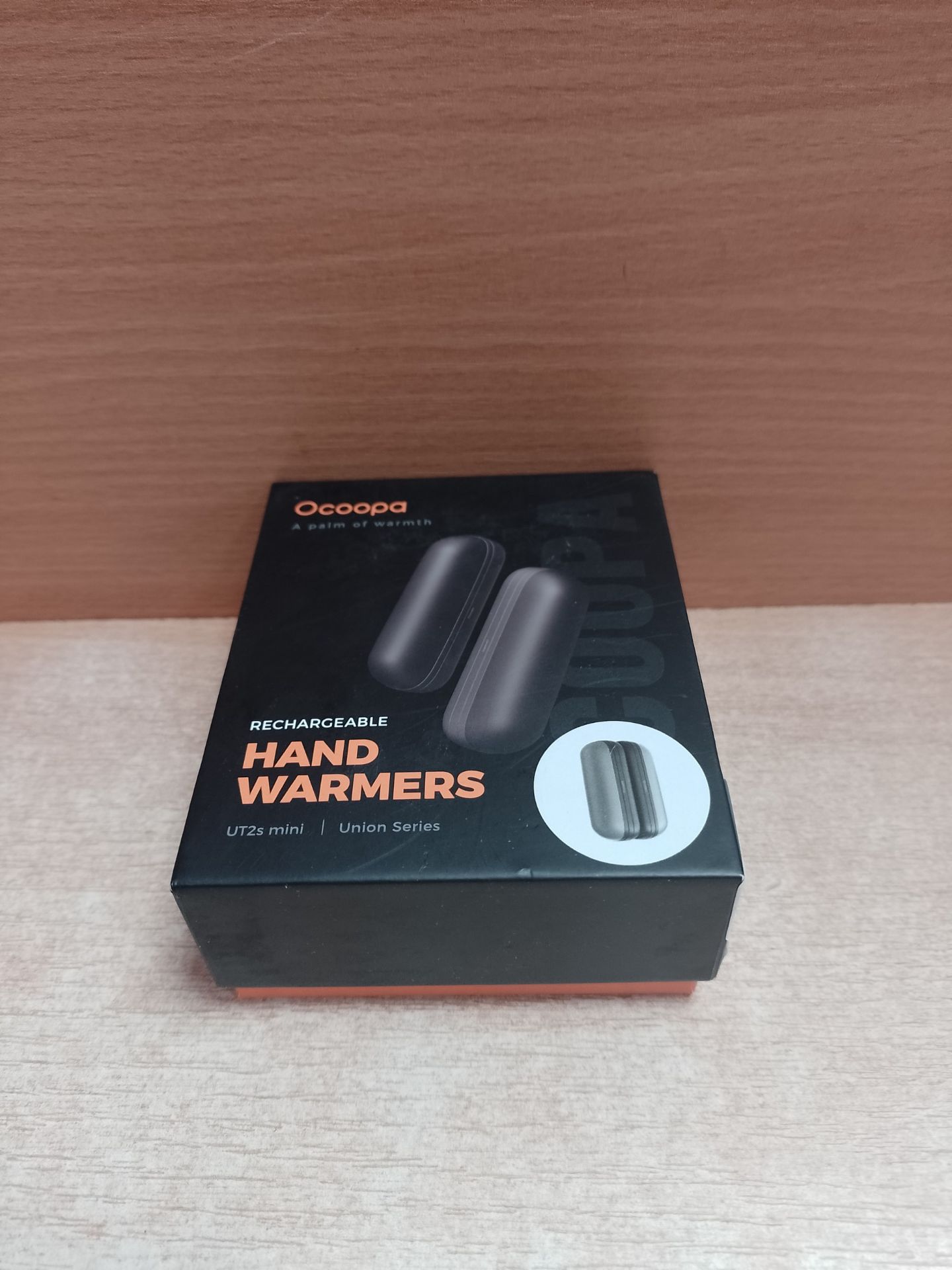 RRP £26.25 OCOOPA Hand Warmers Rechargeable 2 Pack - Image 2 of 2