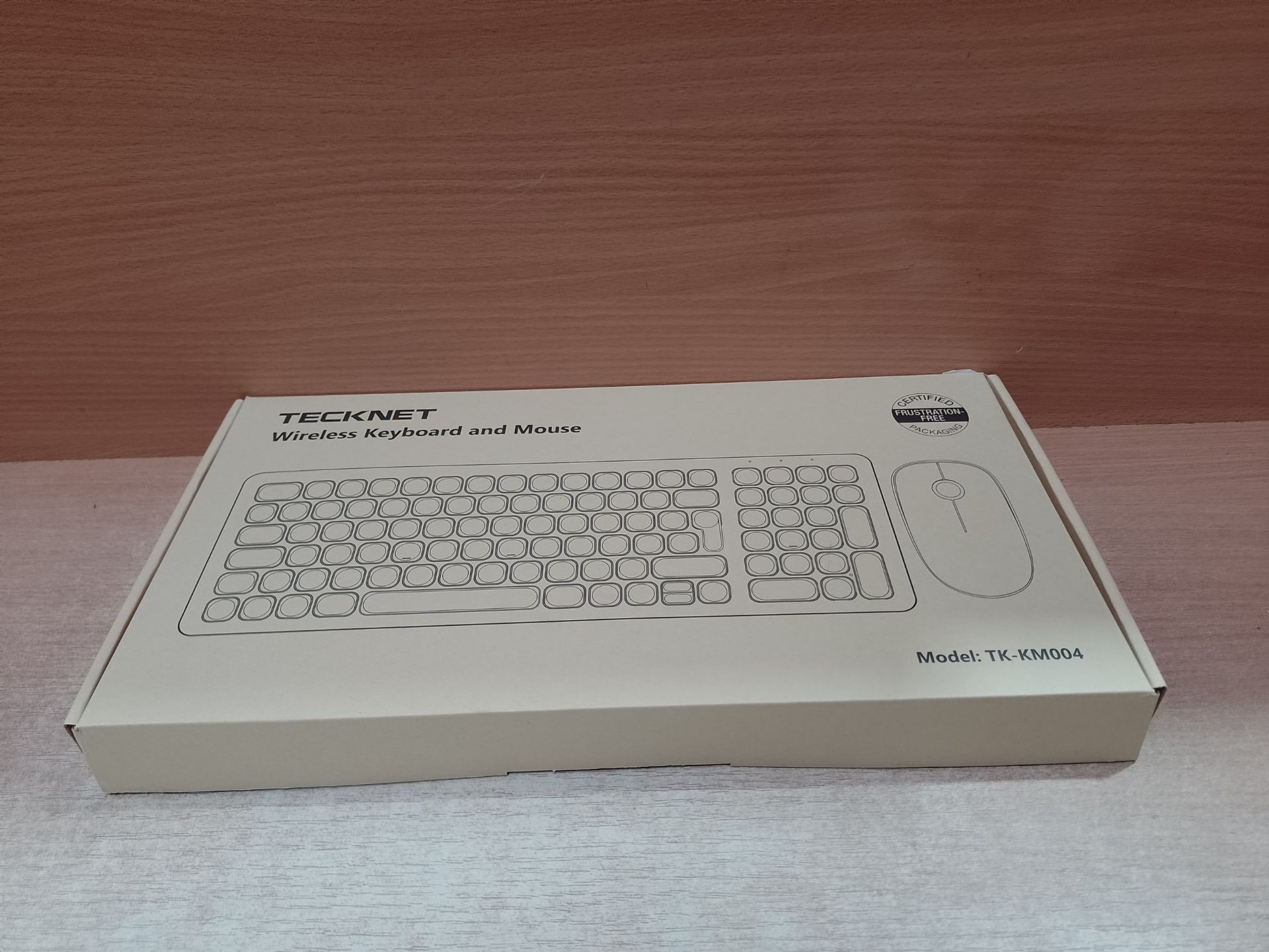 RRP £22.82 TECKNET Wireless Keyboard and Mouse Set - Image 2 of 2