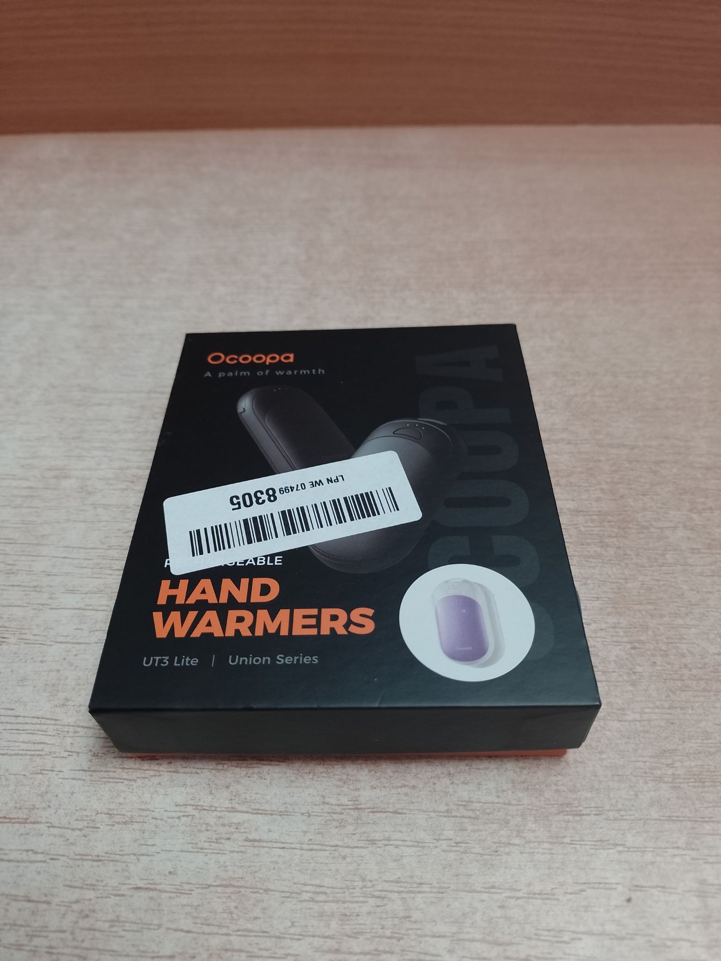RRP £28.13 OCOOPA Magnetic Rechargeable Hand Warmers 2 Pack - Image 2 of 2
