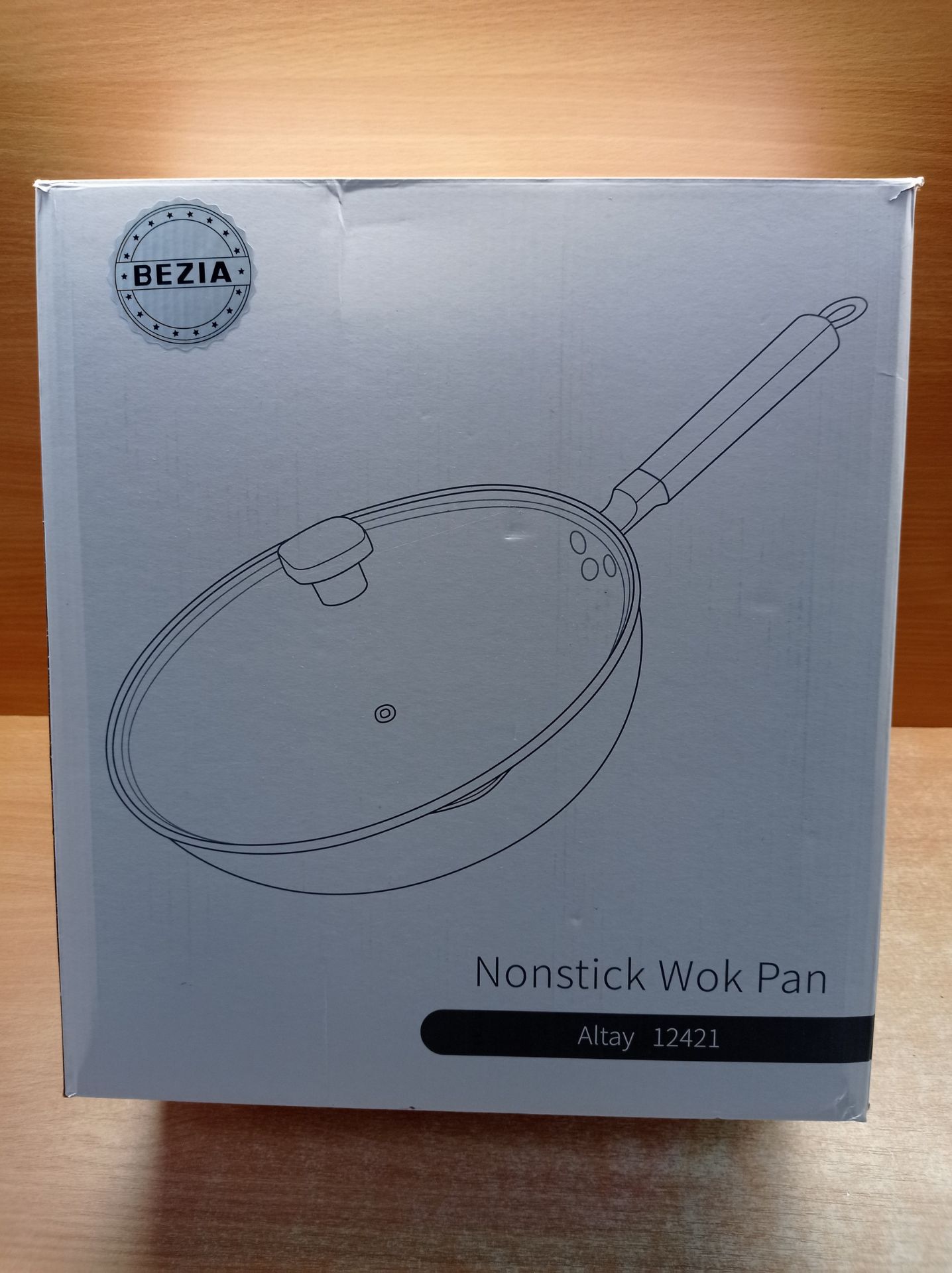 RRP £39.37 BEZIA Nonstick Wok with Lid - Image 2 of 2