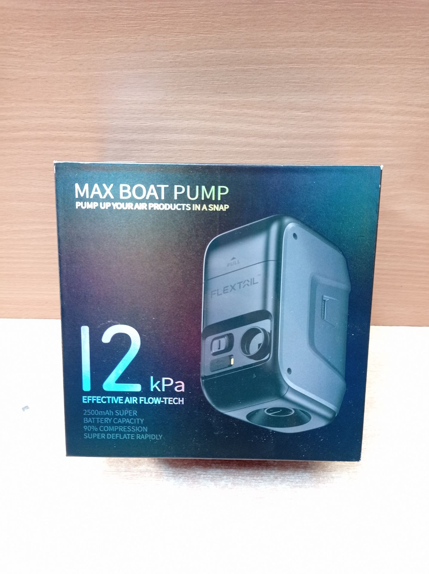 RRP £71.34 FLEXTAILGEAR Portable MAX Boat Pump Rechargeable Electric - Image 2 of 2