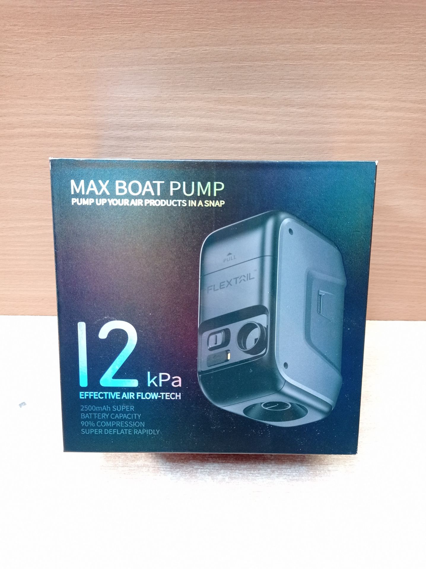 RRP £71.34 FLEXTAILGEAR Portable MAX Boat Pump Rechargeable Electric - Image 2 of 2