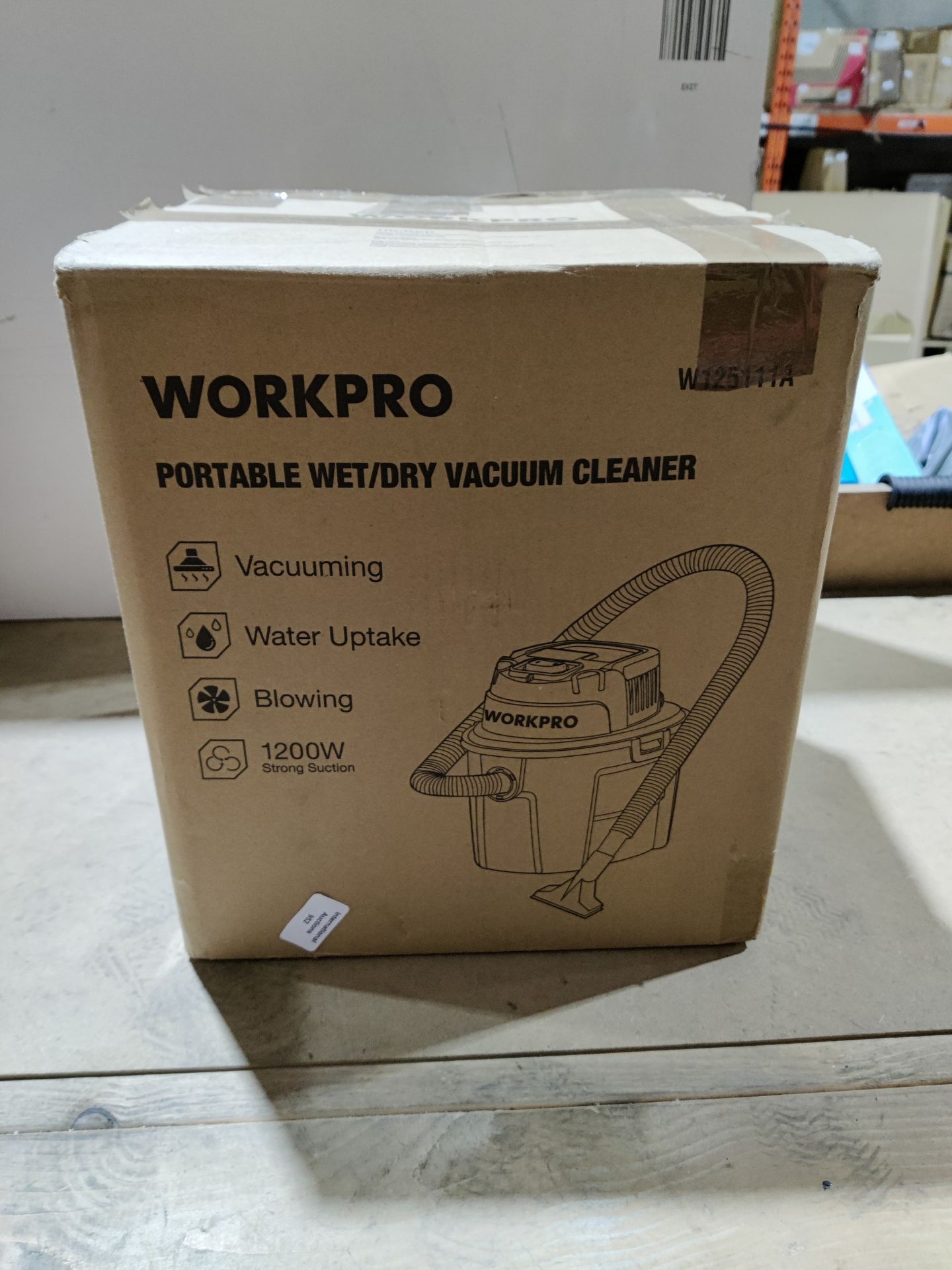 RRP £76.47 WORKPRO Wet and Dry Vacuum Cleaner 1200W - Image 2 of 2