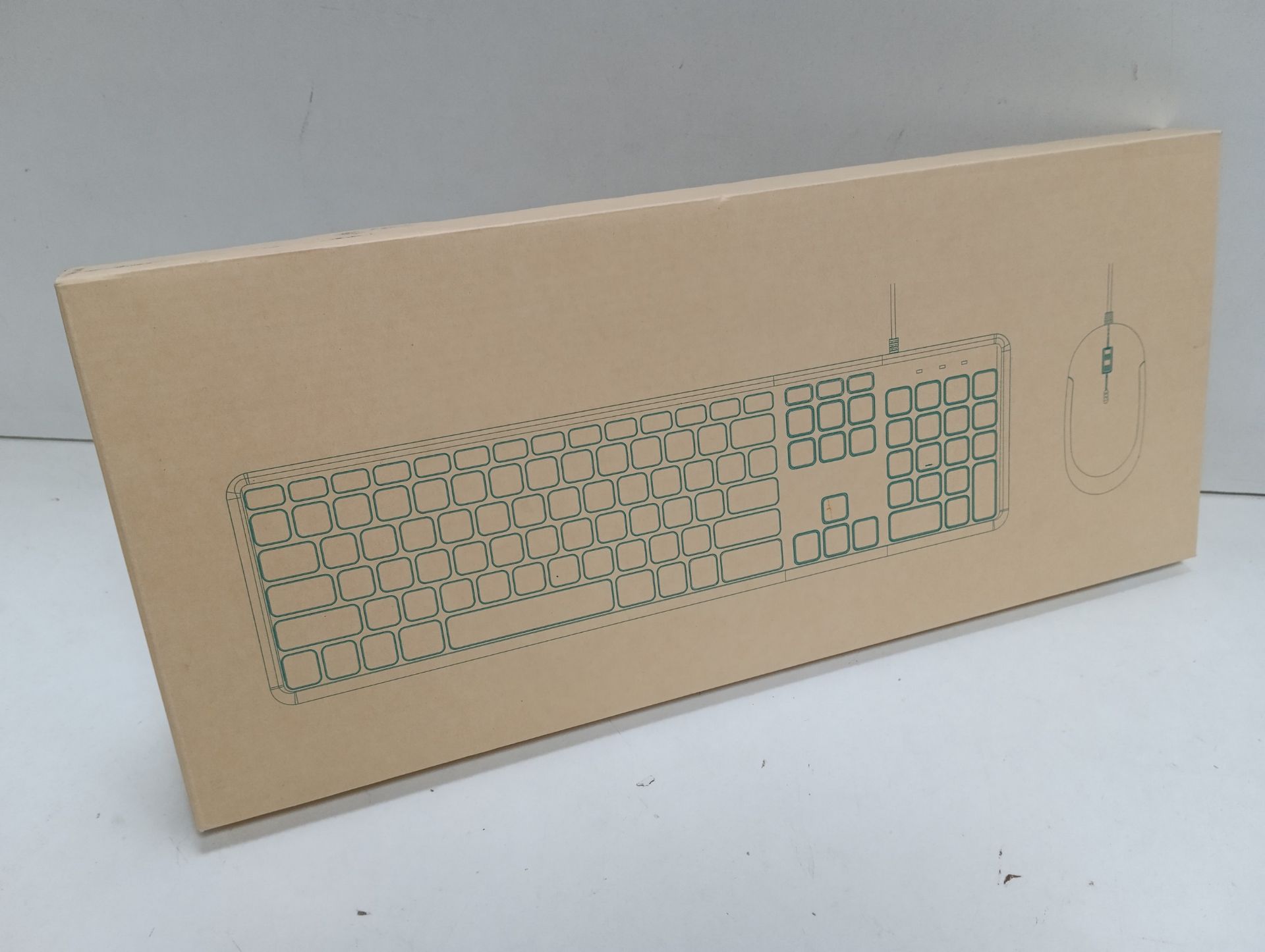 RRP £29.67 Wired Keyboard and Mouse Set - Image 2 of 2