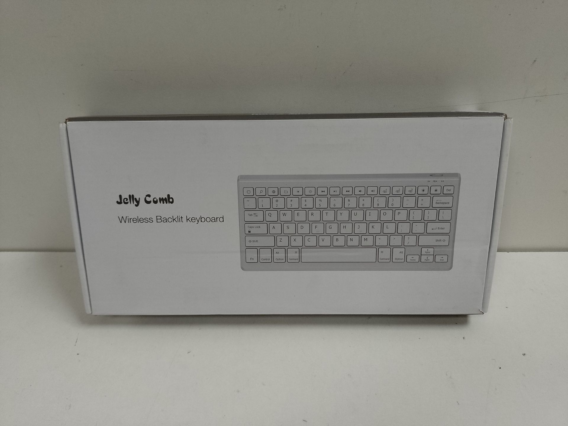 RRP £18.97 Bluetooth Backlit Keyboard for iOS - Image 2 of 2