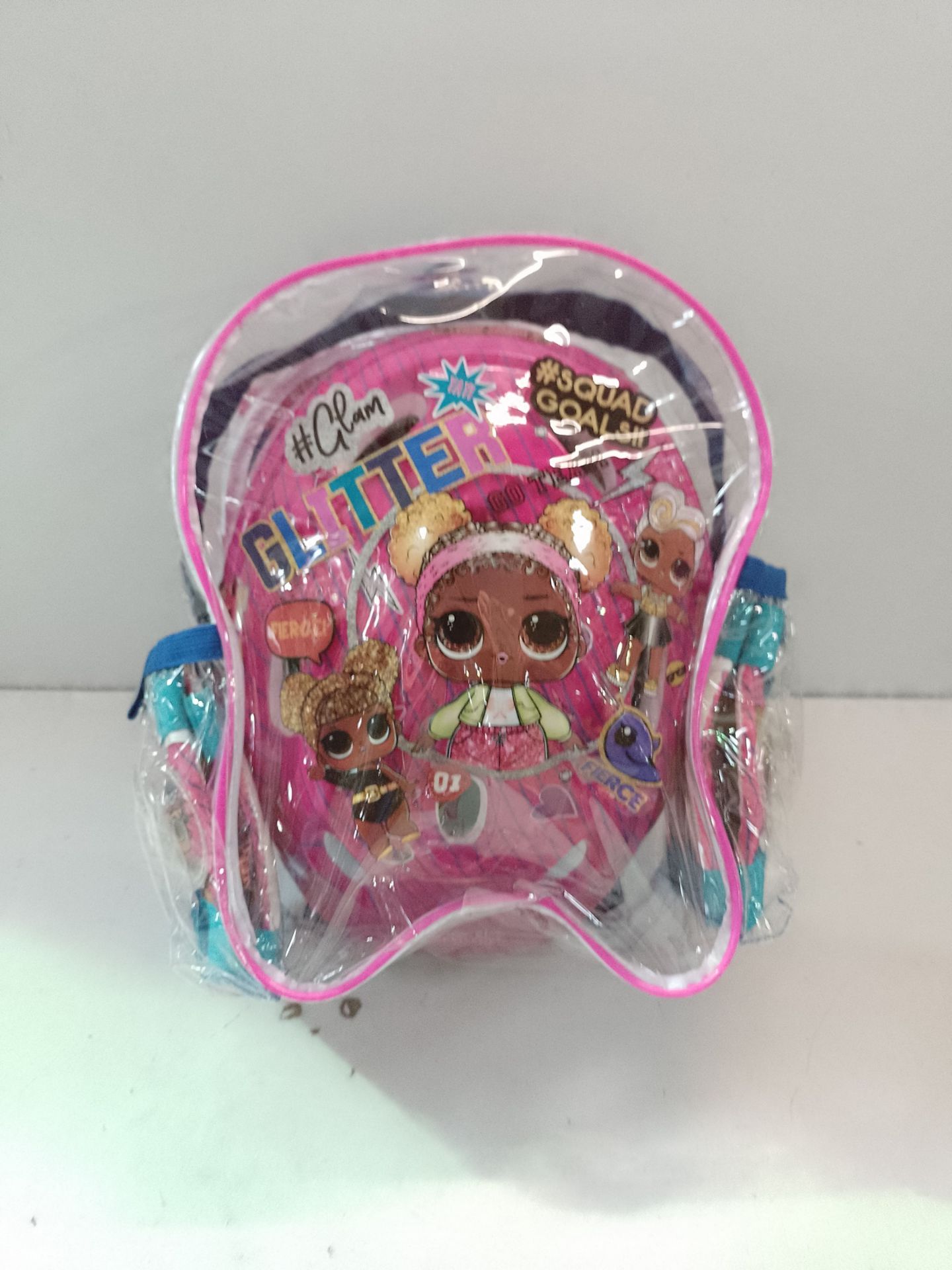 RRP £34.24 LOL SURPRISE Unisex-Youth Backpack + Helmet + Outdoor Protection Set - Image 2 of 2