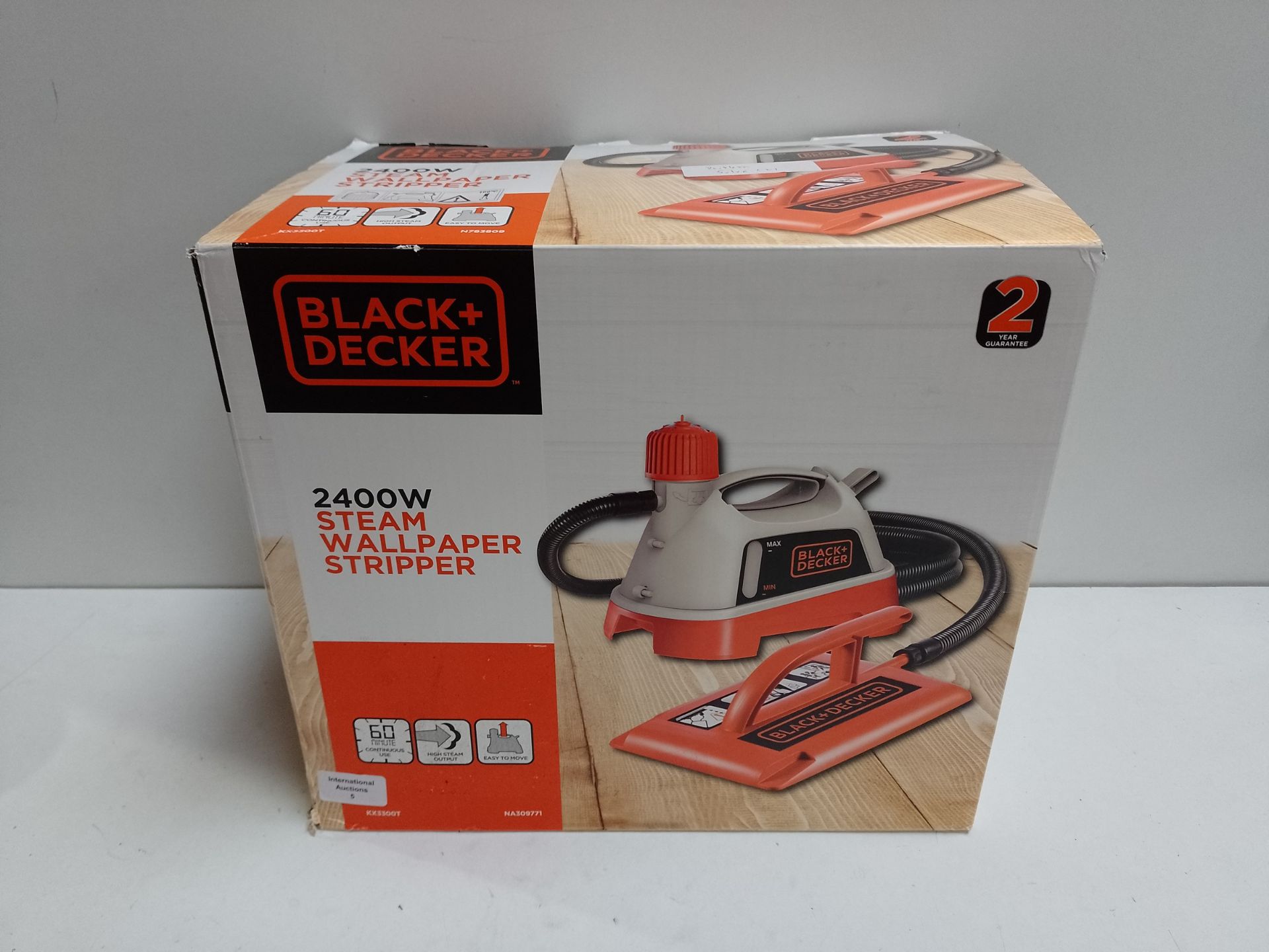 RRP £46.30 BLACK+DECKER | Wallpaper Steamer Stripper with Pad, 2400 W, Removes Vinyl, Multi-Layered, - Image 2 of 2