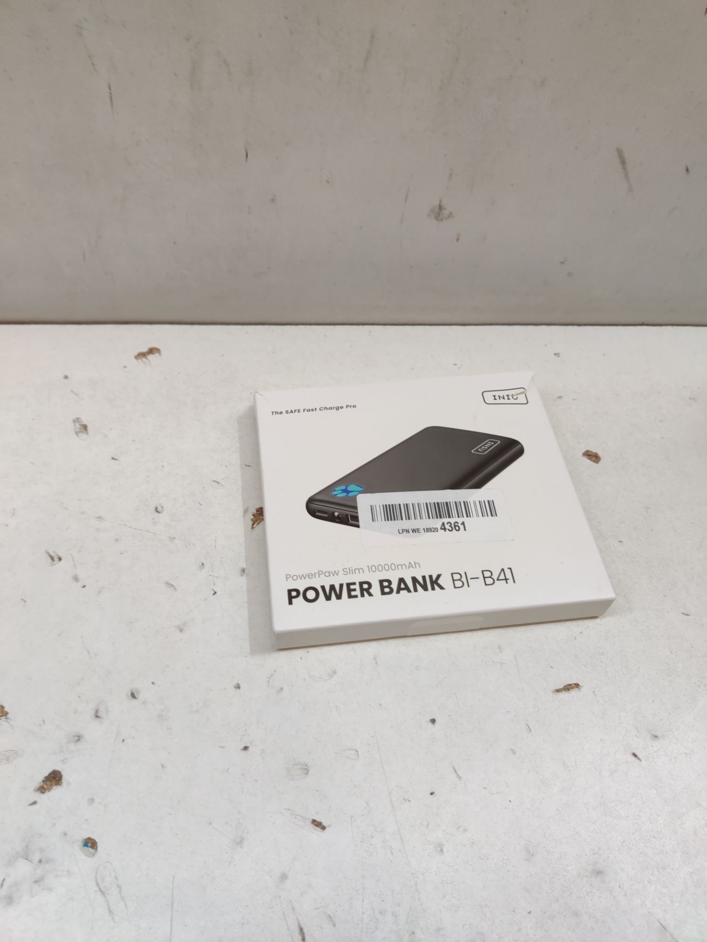 RRP £22.70 INIU Power Bank - Image 2 of 2