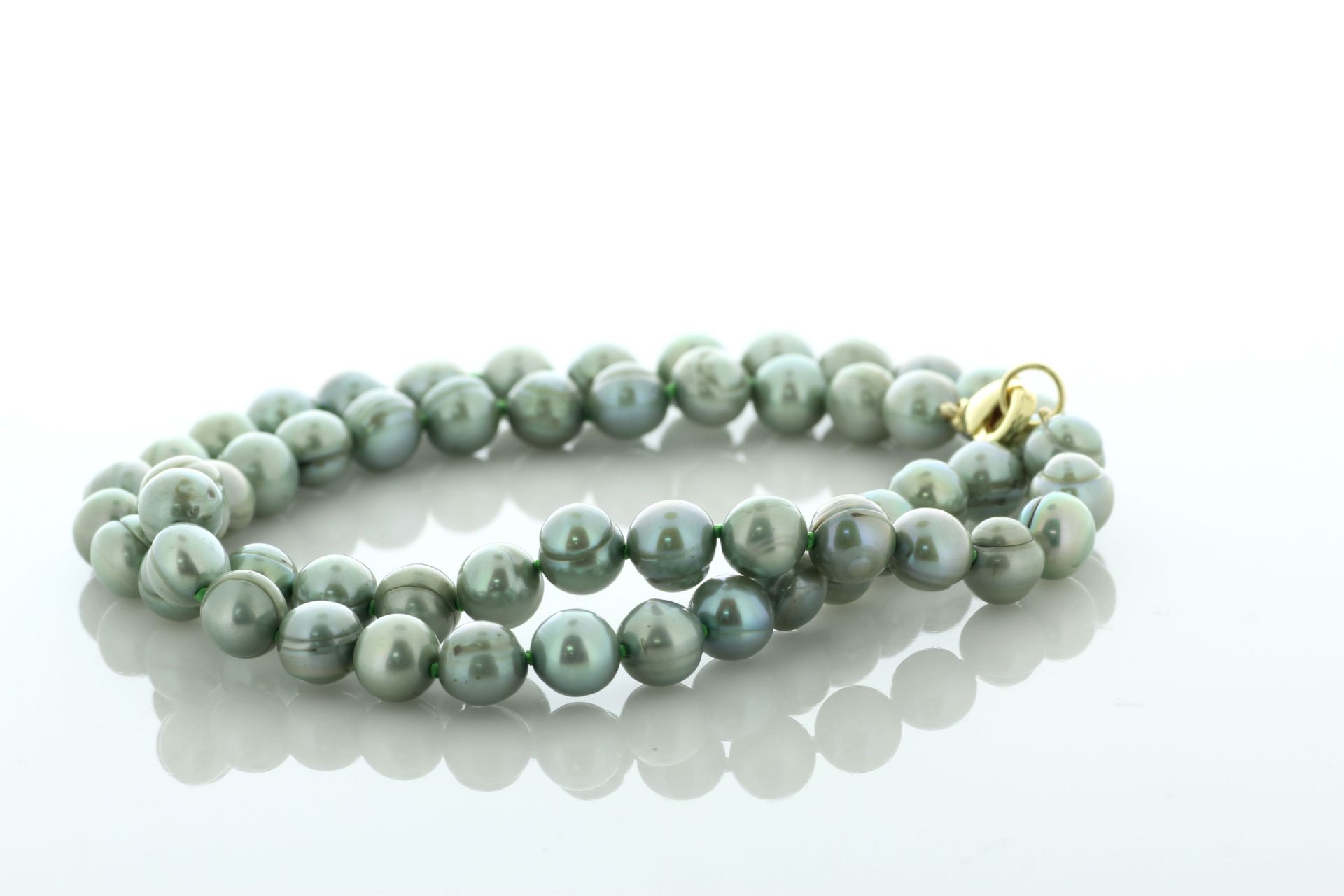 18 Inch Freshwater Cultured 7.0 - 7.5mm Pearl Necklace With Gold Plated Clasp - Valued By AGI £280. - Image 3 of 5