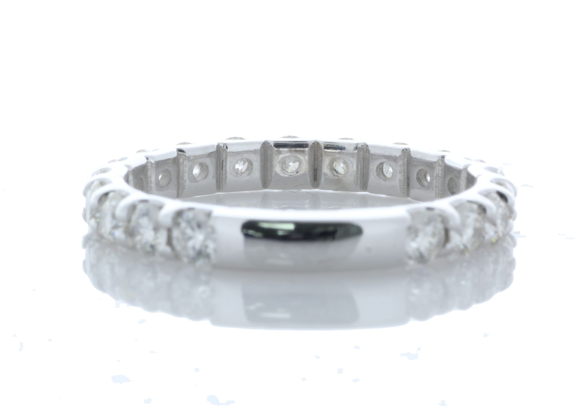 18ct White Gold Claw Set Semi Eternity Diamond Ring 1.50 Carats - Valued By AGI £9,750.00 - Nineteen - Image 4 of 6