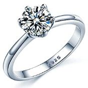 RRP £34.60 925 Sterling Silver Brilliant Round Cut Crystals Solitaire