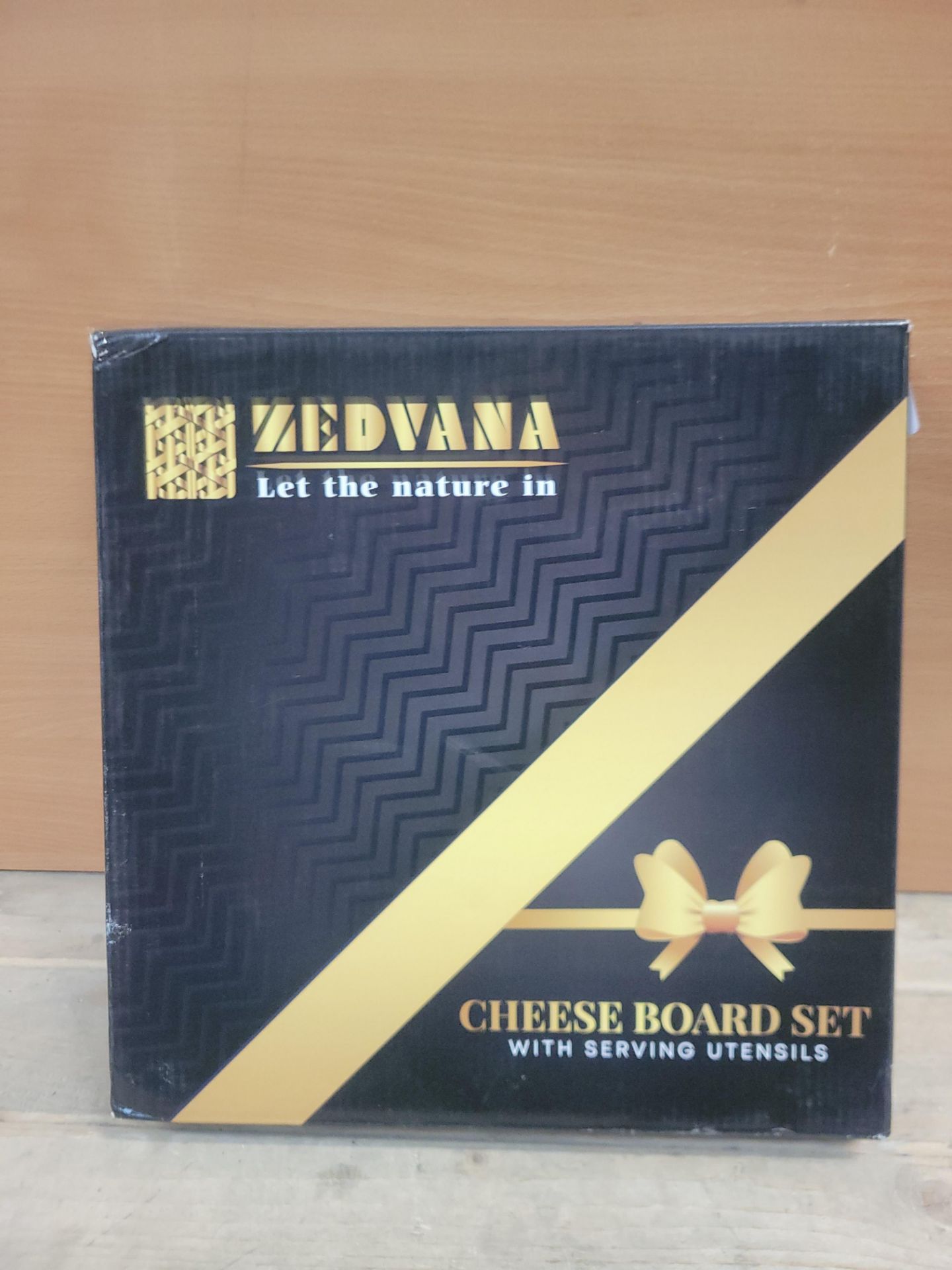 RRP £24.14 ZEDVANA Cheese Board Gift Set with 4 Piece Cheese Knives - Image 2 of 2