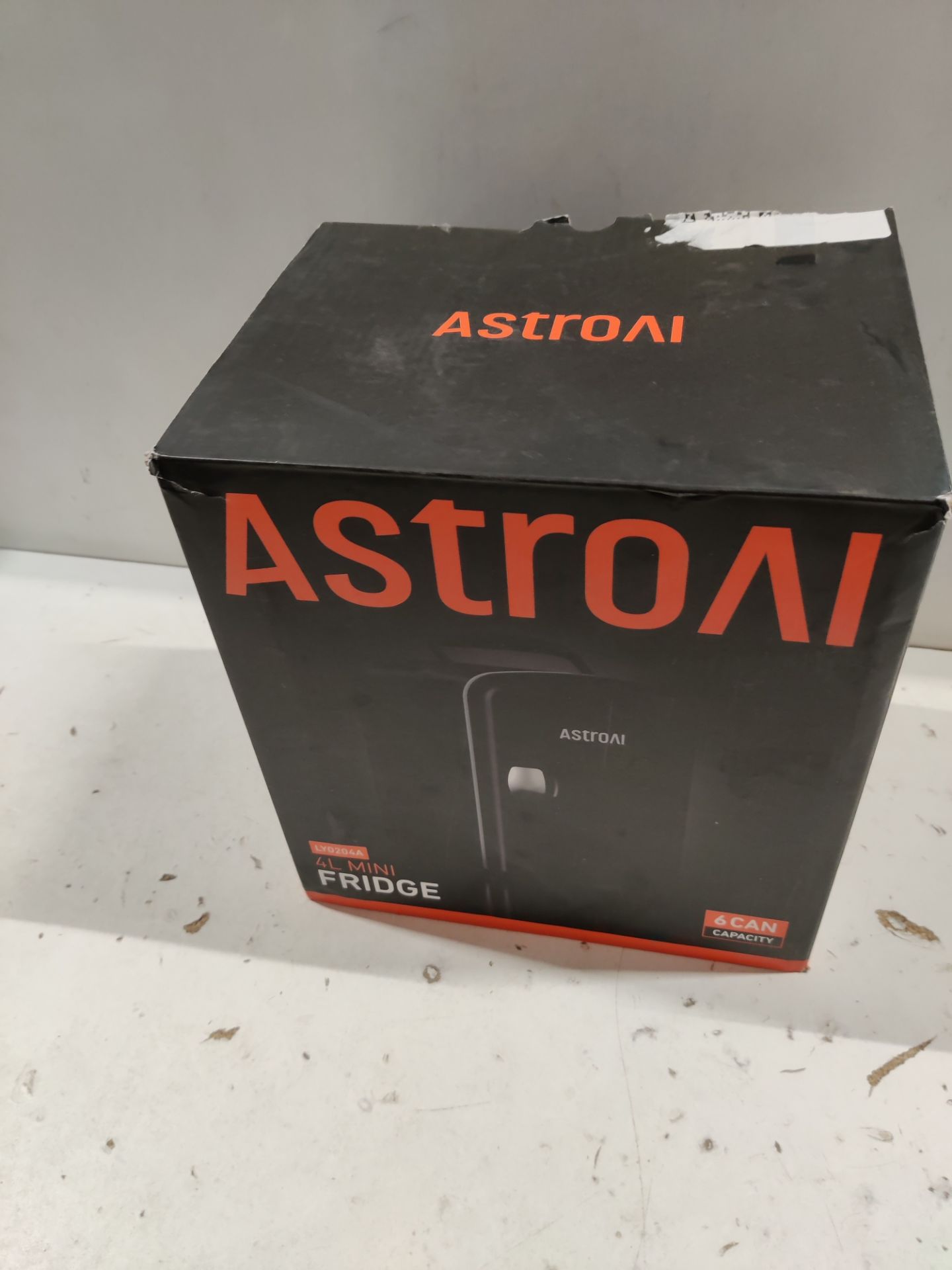 RRP £37.95 AstroAI Mini Fridge 4 Litre - Image 2 of 2