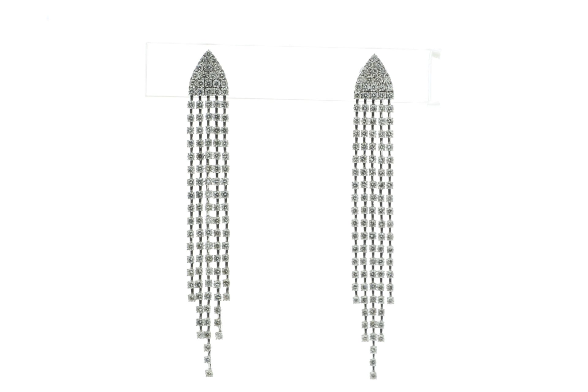 18ct White Gold Diamond Drop Earring 4.40 Carats - Valued By IDI £37,895.00 - One hundred and eighty - Image 2 of 5