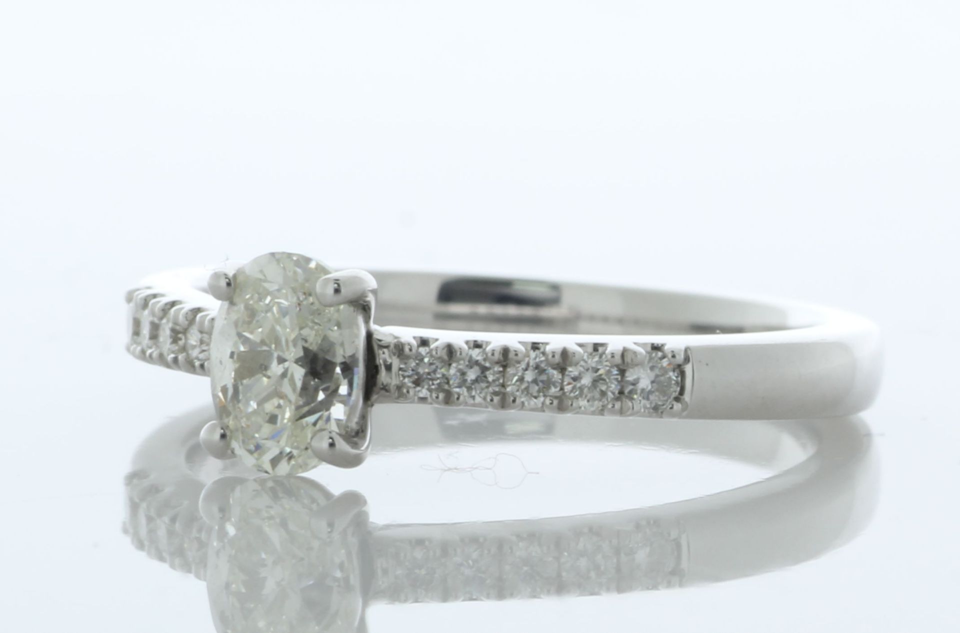 18ct White Gold Oval Cut Diamond Ring (0.37) 0.65 Carats - Valued By IDI £7,180.00 - A stunning oval - Image 2 of 6