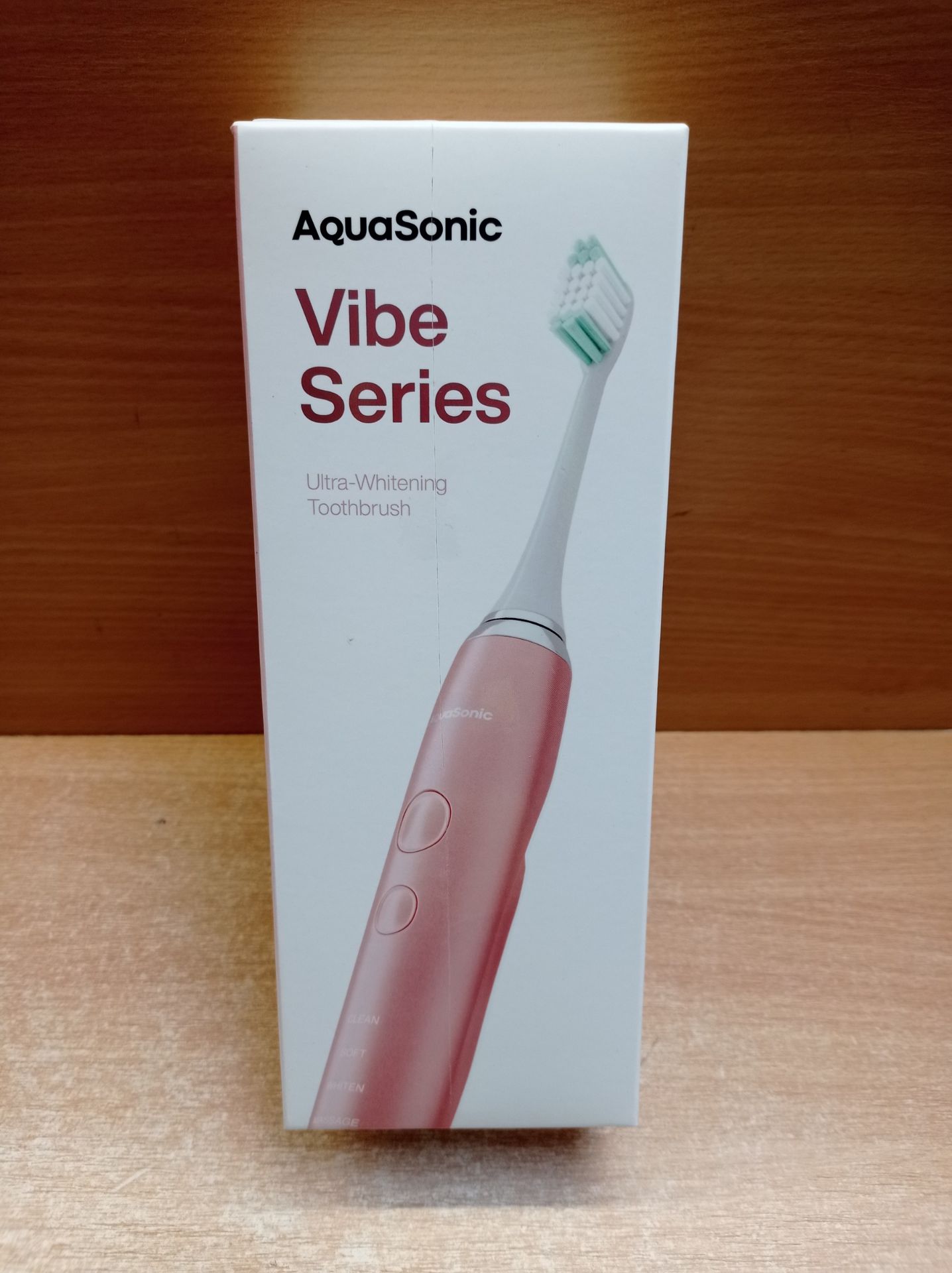 RRP £45.61 Aquasonic Vibe Series Ultra Whitening Toothbrush ADA - Image 2 of 2