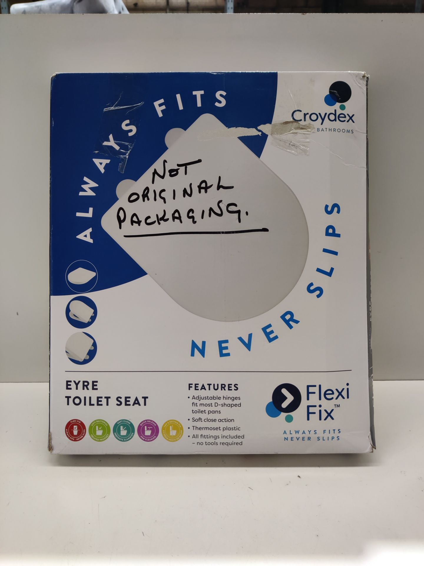 RRP £46.80 Fanmitrk Duroplast Toilet Seat-Soft Close U Shape Toilet Seat White - Image 2 of 2