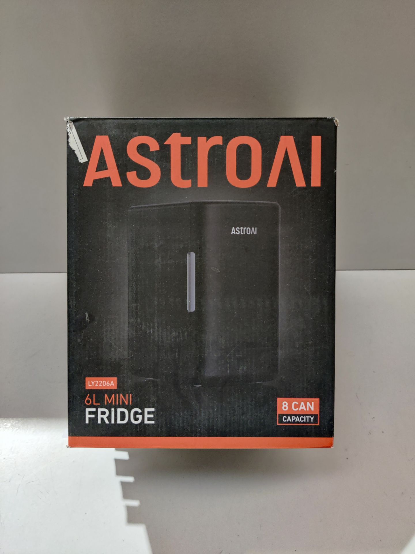 RRP £51.36 AstroAI Mini Fridge 6 Litre / 8 Can | Cooler and Warmer - Image 2 of 2