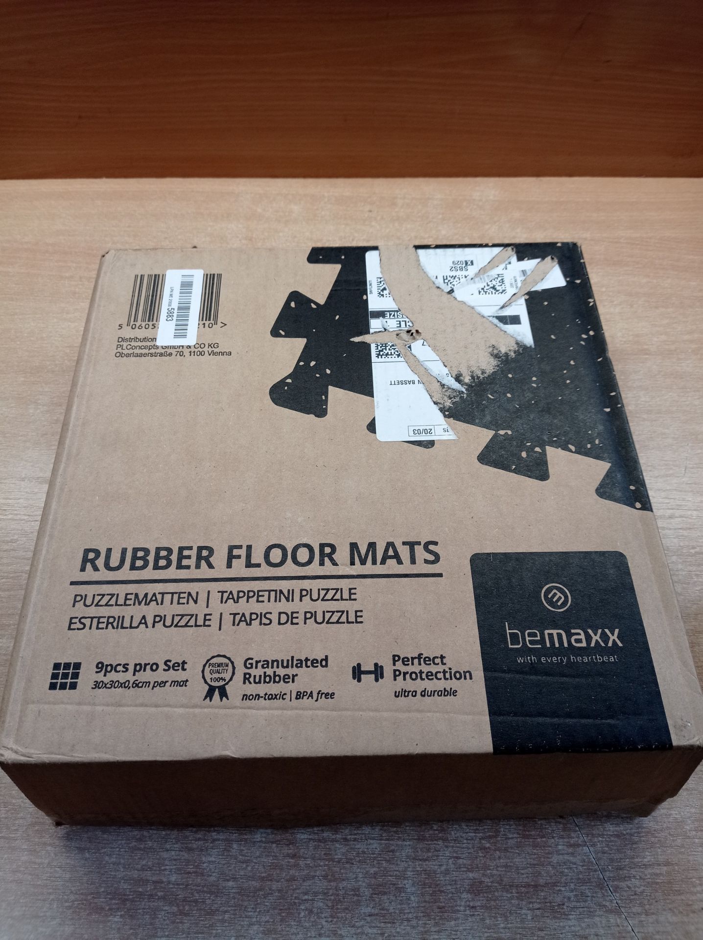 RRP £35.48 Interlocking Rubber Floor Mat: Multi Piece Protective - Image 2 of 2