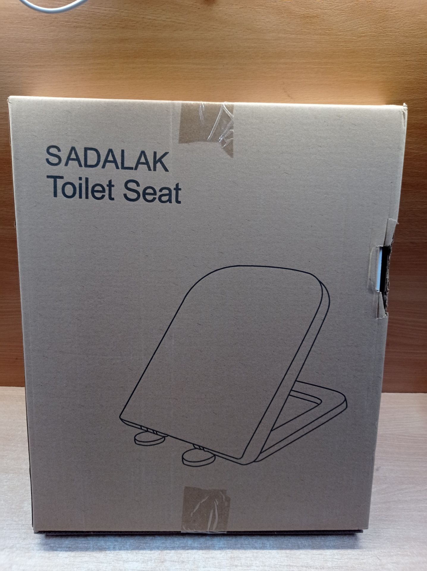 RRP £33.89 SADALAK Toilet Seat Soft Close - Image 2 of 2