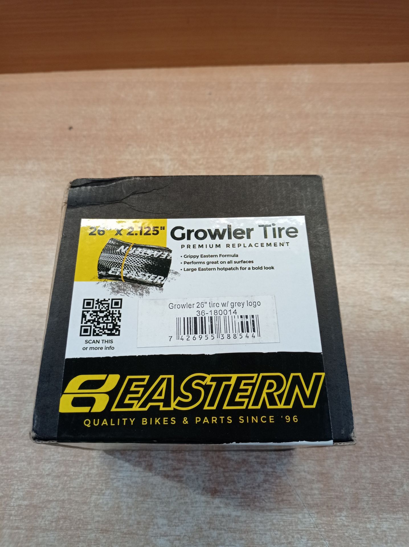 RRP £28.52 Eastern Growler Tyre 26 x 2.125 (Black & Silver) - Multi-Surface - Image 2 of 2