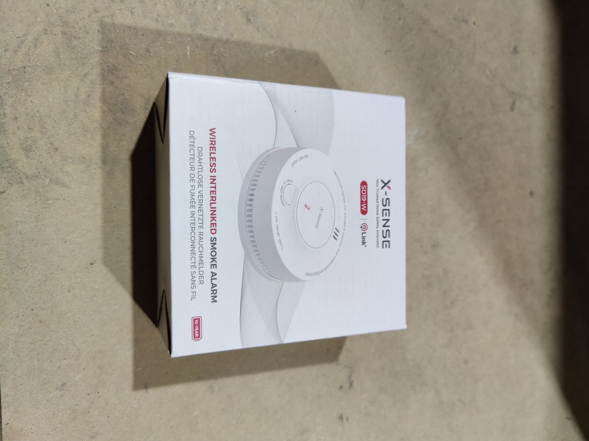 RRP £22.30 X-Sense Wireless Interlinked Smoke Alarm Detector with Sealed 10-Year Battery - Image 2 of 2