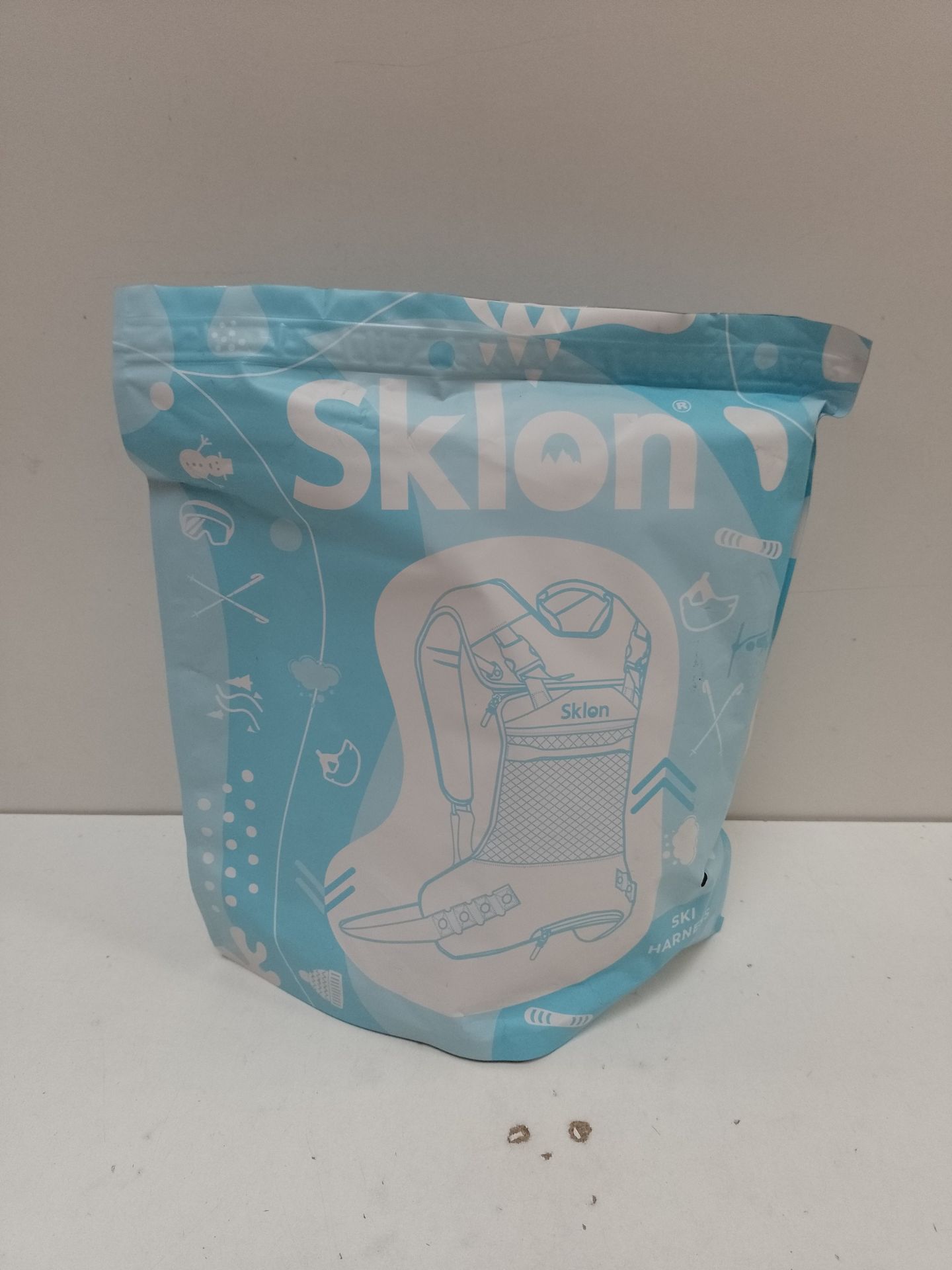 RRP £41.87 Sklon Ski and Snowboard Harness Trainer for Kids - Image 2 of 2