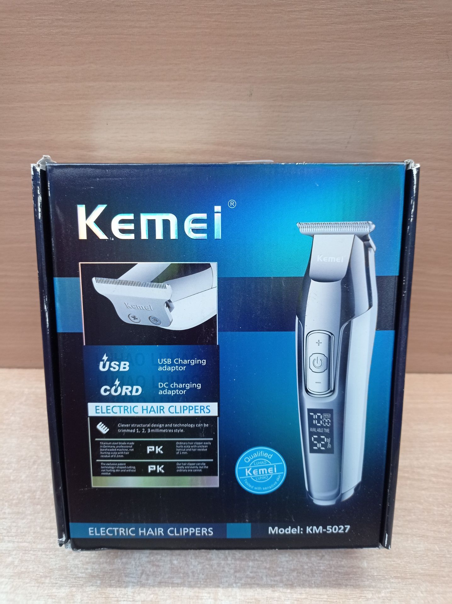 RRP £32.76 KEMEI Men's LCD Display Baldheaded Hair Clipper Professional - Image 2 of 2