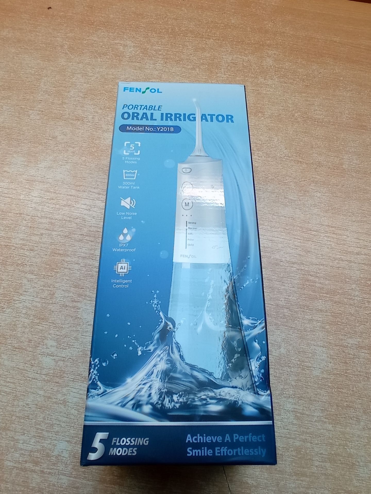 RRP £22.82 Water Flossers for Teeth Cordless - Image 2 of 2