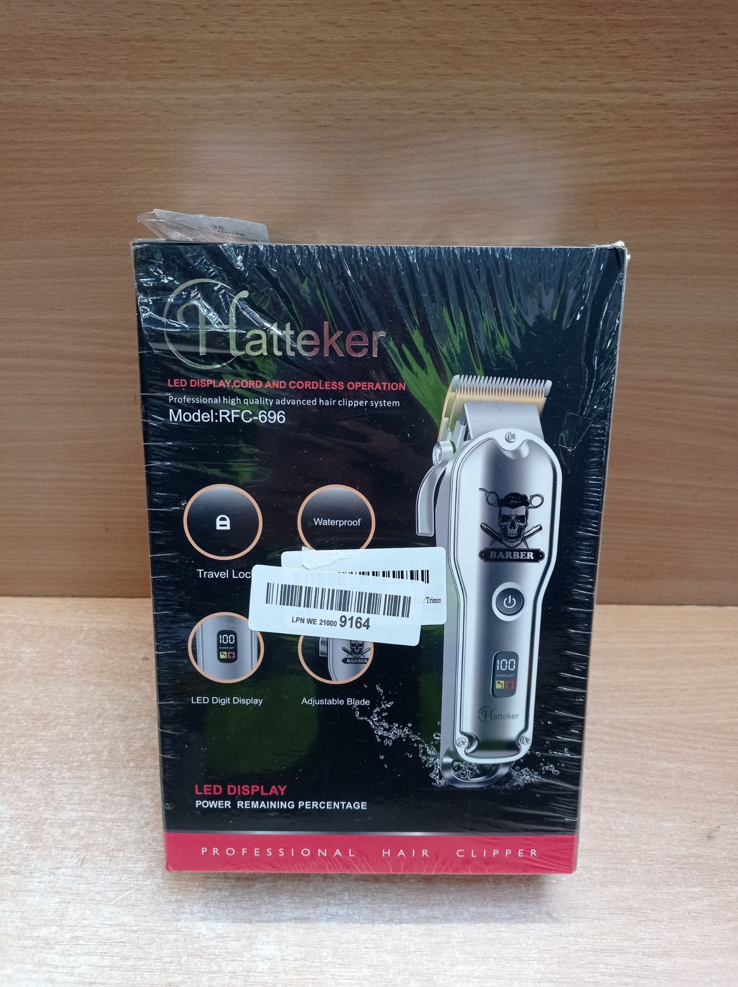 RRP £35.89 Hatteker Hair Cutting Kit Pro Hair Clippers for Men - Image 2 of 2