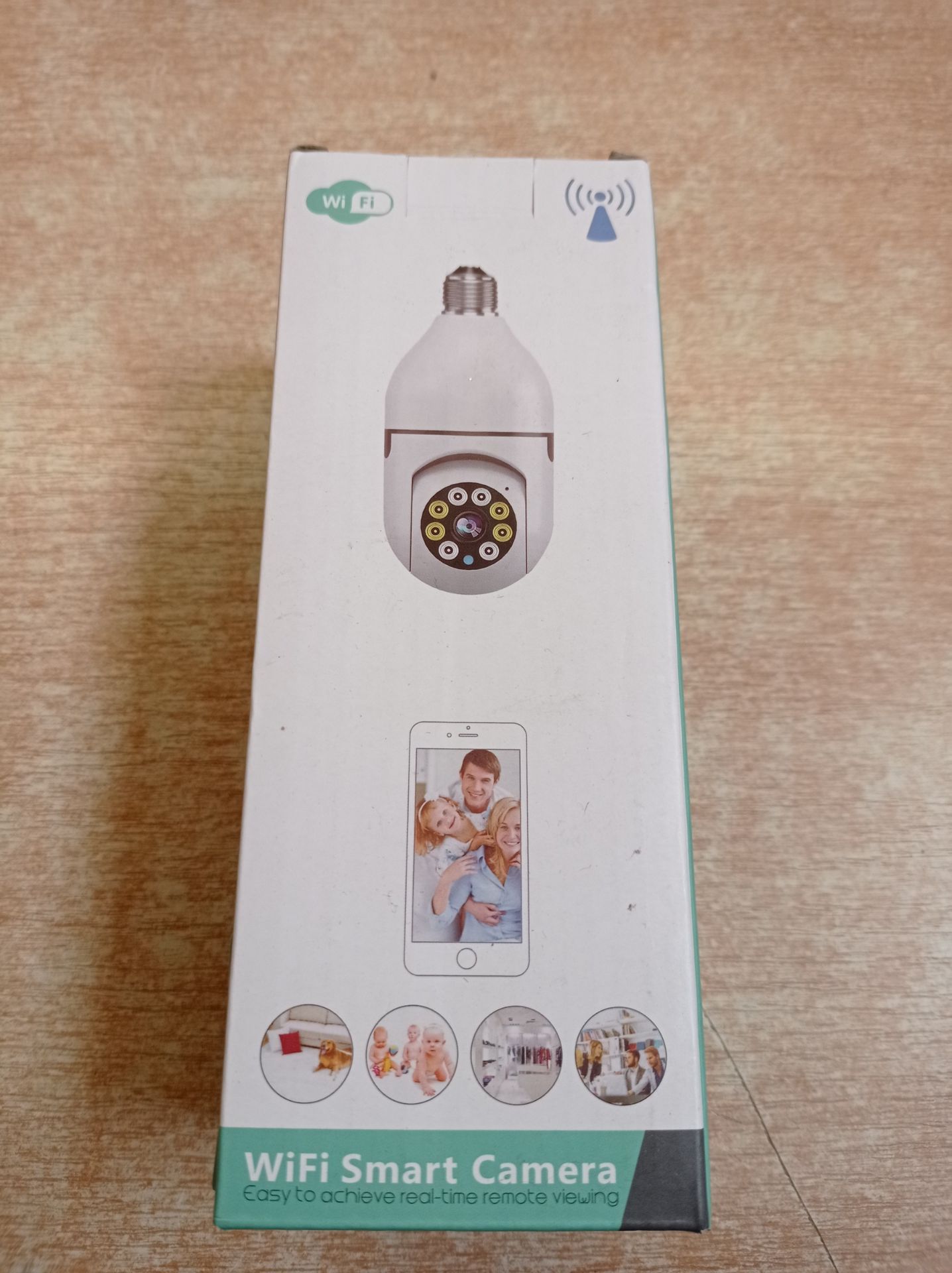 RRP £34.92 4MP Light Bulb Security Camera - Image 2 of 2