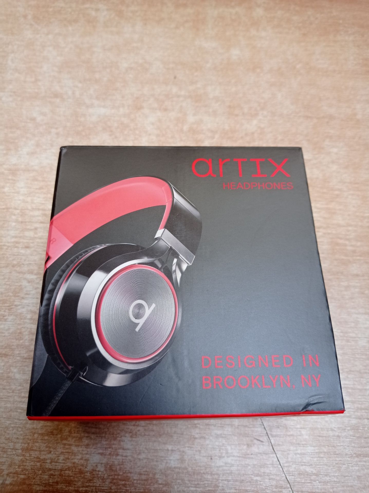 RRP £17.43 Artix CL750 Wired Headphones with Mic & Volume Control - Image 2 of 2