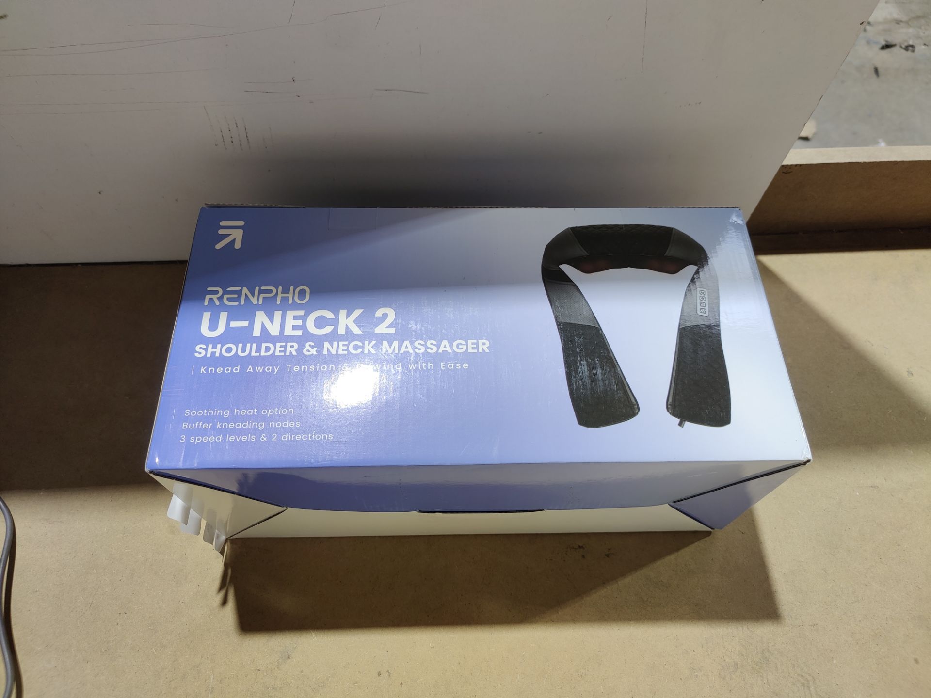 RRP £45.65 RENPHO Neck Massager with Heat - Image 2 of 2