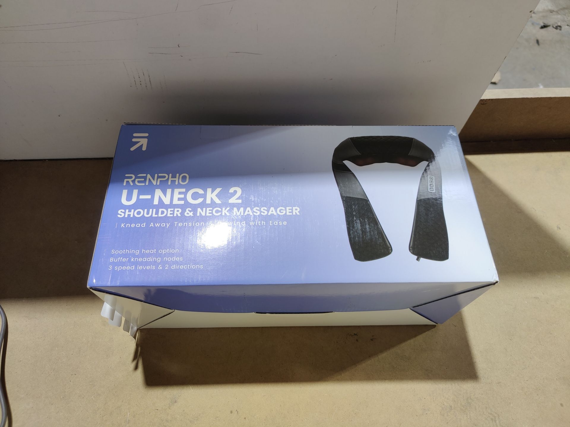 RRP £45.65 RENPHO Neck Massager with Heat - Image 2 of 2