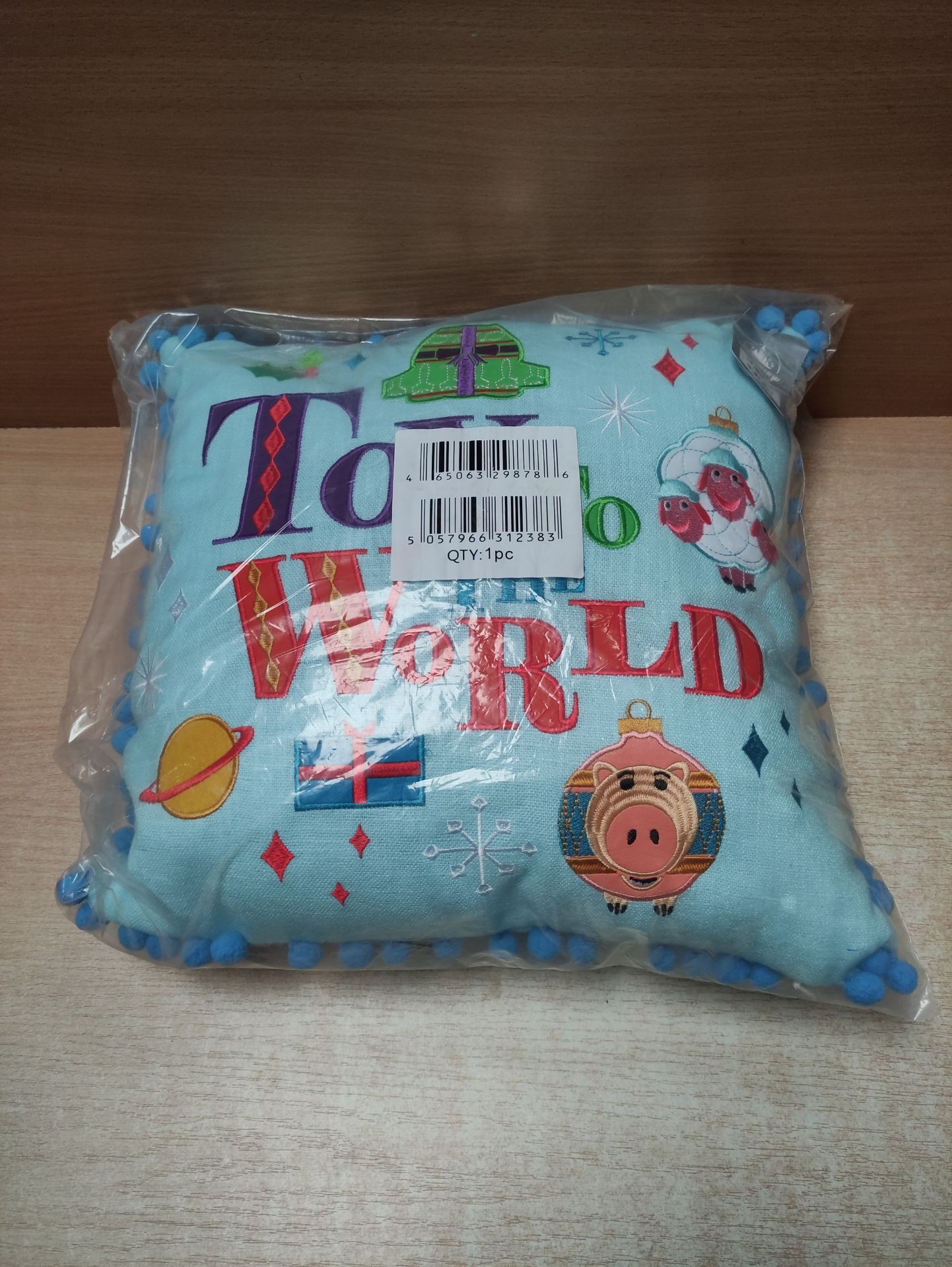 RRP £19.80 BRAND NEW STOCK Disney Toy To The World Cushion - Image 2 of 2