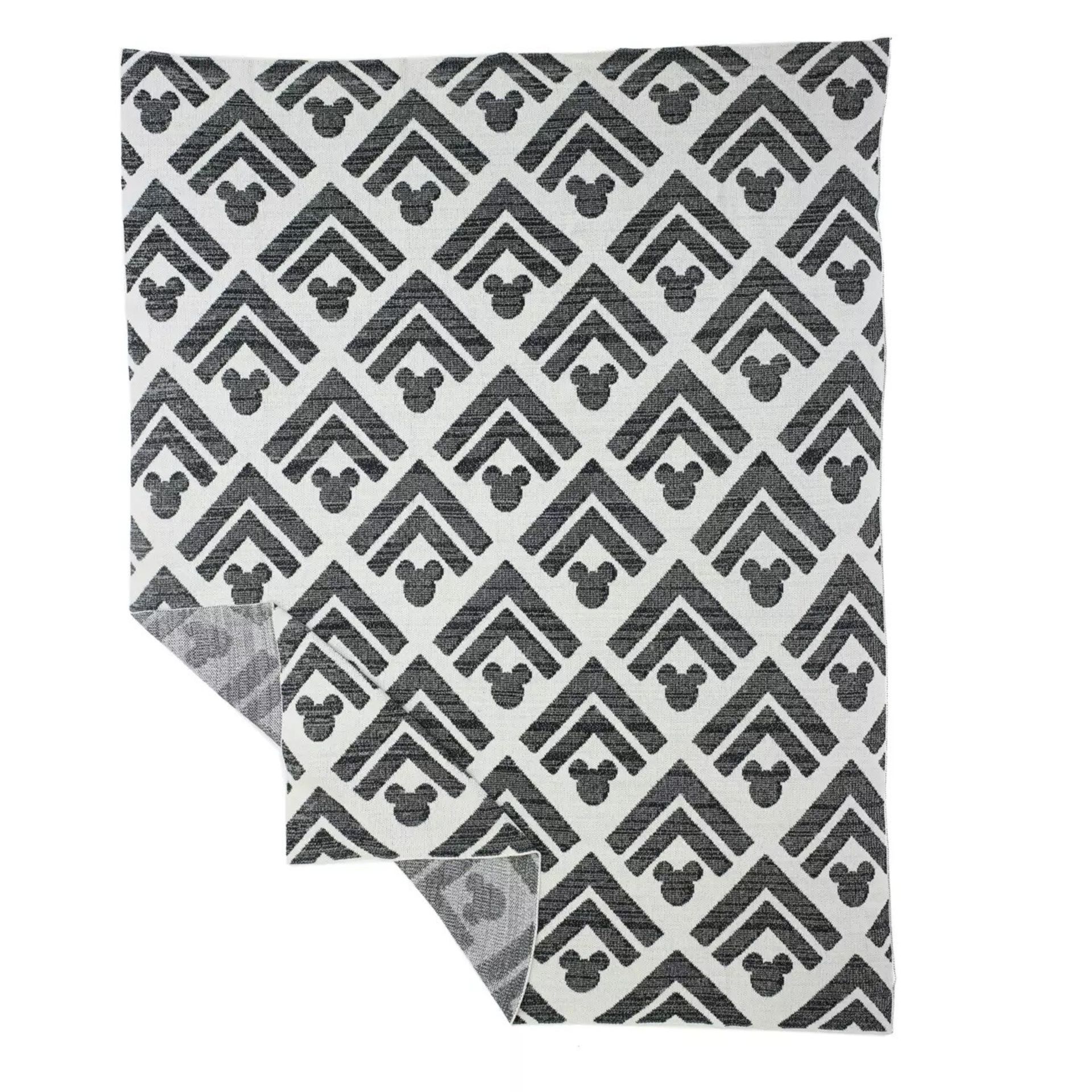 RRP £70.00 BRAND NEW STOCK Disney Geometric Mickey Mouse Throw 152 x 183 cm