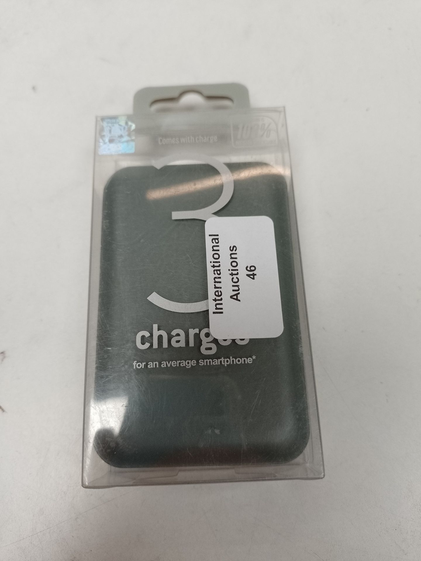 RRP £23.98 Juice 3 Charges Power Bank Portable Charger for Apple iPhone - Image 2 of 2