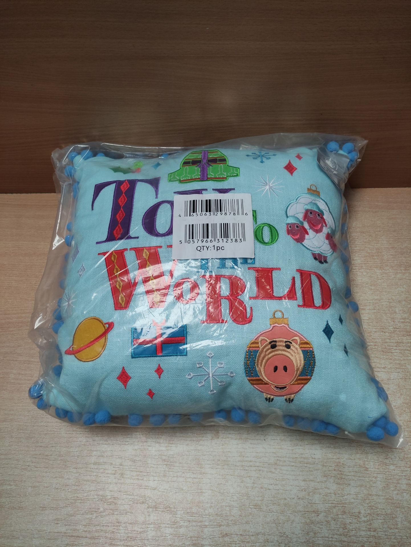RRP £19.80 BRAND NEW STOCK Disney Toy To The World Cushion - Image 2 of 2
